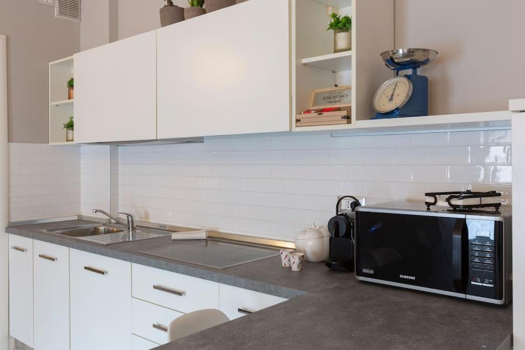 מילאנו My Charming Apartments Ai Navigli-Vigevano Suite מראה חיצוני תמונה